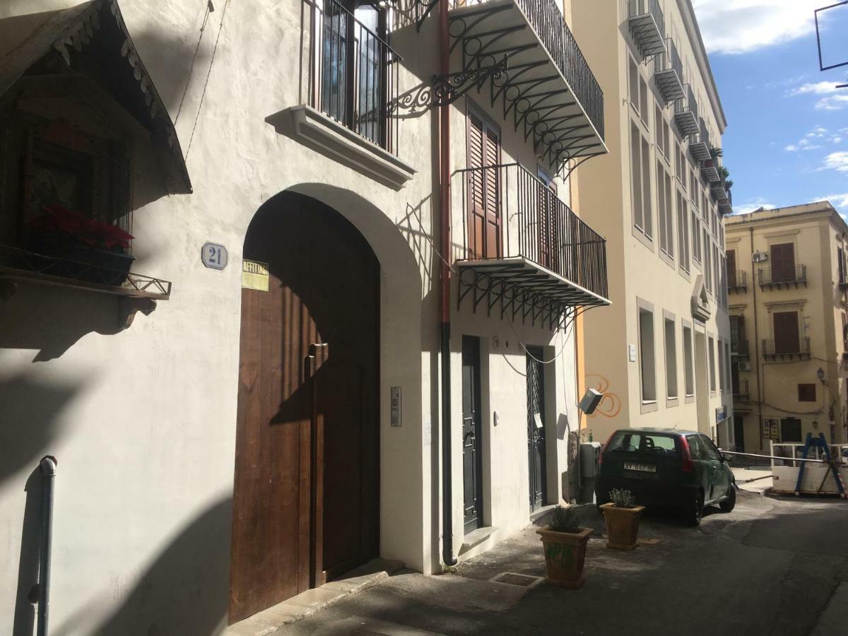Discesa Delle Capre Studio Confort Palermo Exteriör bild